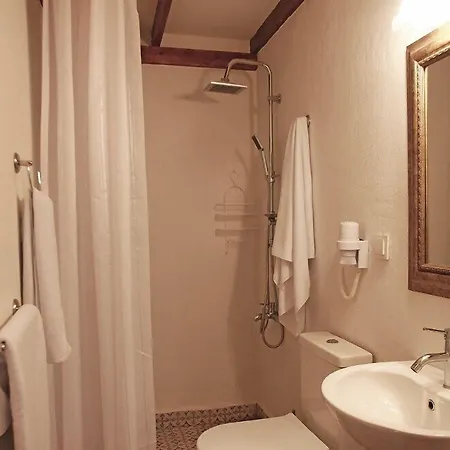 Marjolaine Hotel